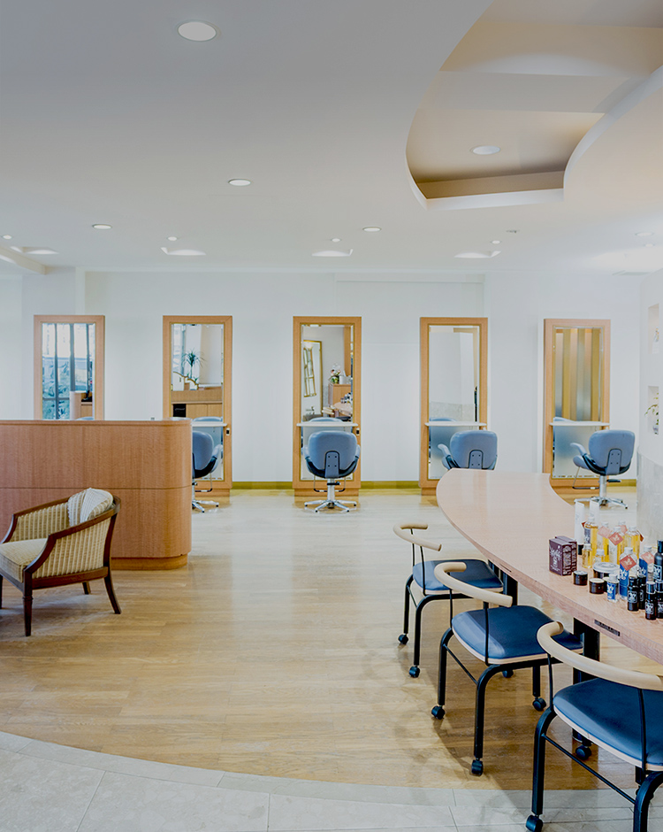 Natural(ナチュラル)Nestle(ネスル)Neutral(ニュートラル)3つの想いでお客様の「いつまでも綺麗にいたい」をサポートいたします。