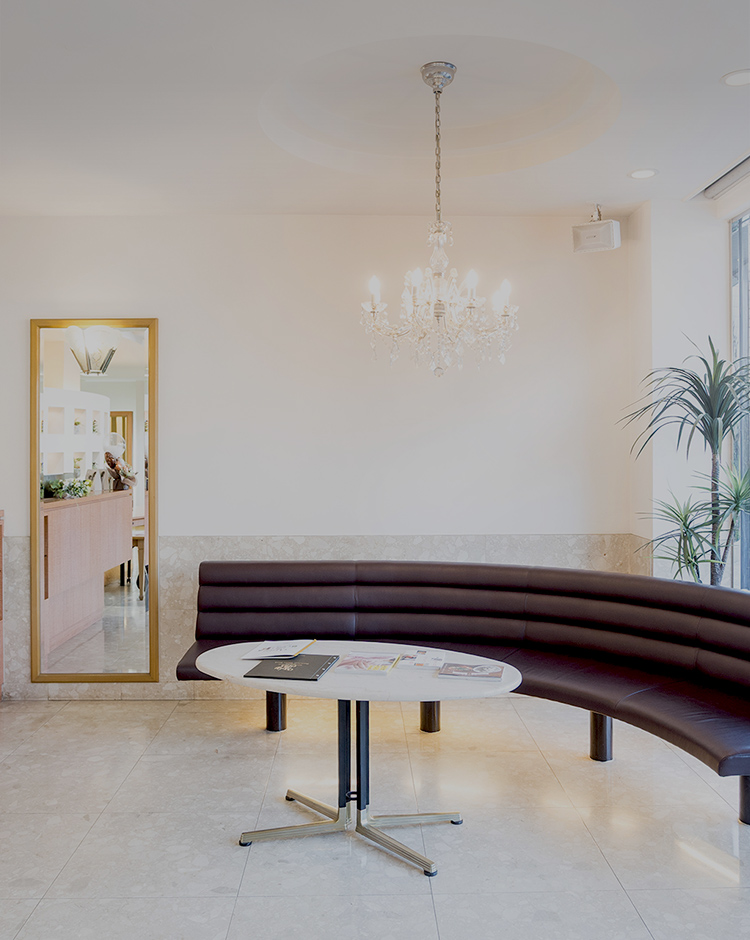 Natural(ナチュラル)Nestle(ネスル)Neutral(ニュートラル)3つの想いでお客様の「いつまでも綺麗にいたい」をサポートいたします。